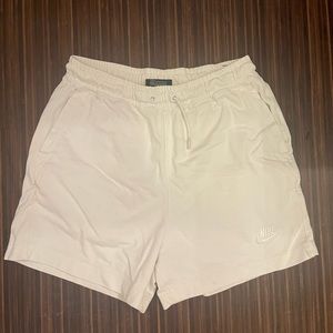 Nike lifestyle cotton shorts